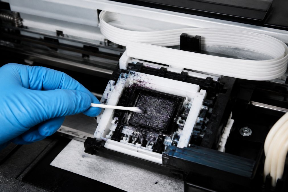 Troubleshooting DTF Printhead Clogs: Step-by-Step Guide